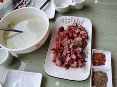 -乔家小院•本地小海鲜•非遗驴肉(万年泉路店)