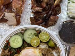 -上海游泳馆(地铁站)