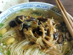 -同得兴 Since·1995 传统苏式面馆(嘉馀坊店)