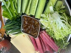 -炖四方东北铁锅炖·烧烤小龙虾(中豪国际店)
