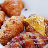 猪年吃什么 | 网红可颂🥐送你金猪🐷