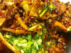 -凤凰路何眼镜香辣蟹(花果园店)