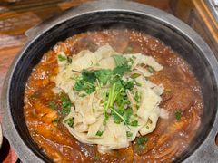 招牌石锅碟鱼头-九號院子海鲜烧烤