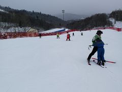 -亚布力新体委滑雪场