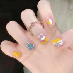 -悦指间美甲美睫