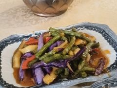 -维吾尔餐厅(宜山路店)