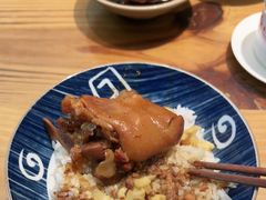 -红猪卤肉饭(大西洋美食城店)