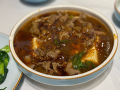 -犇逸·乐山跷脚牛肉·四川现炒(览海店)