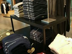-H&M(鹏欣水游城店)