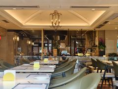 -翔丰国际酒店海鲜自助晚餐