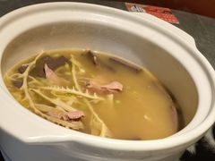 -佬太公海鸭·海鲜大排档(上海总店)