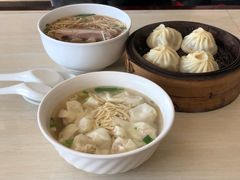 -老西白点心店