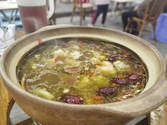 -广味炭炉鸡煲(宝业路分店)