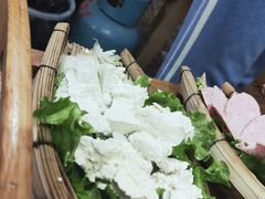 -阿婆情腊排骨火锅(金虹路店)