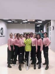 -DL专业爵士舞街舞工作室