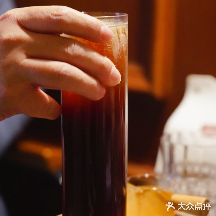 日咖夜酒很快乐