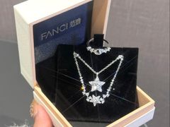 -杭州湖滨银泰in77