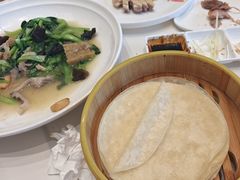-梅利汴京烤鸭•开封豫菜地标店(铁北街店)