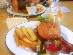 -HELLO 27 意面·沙拉·帕尼尼