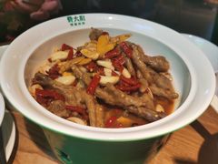 -费大厨辣椒炒肉(万家丽一店)