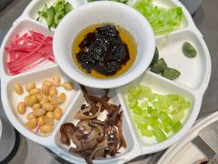 牛肉炸酱面-黑窑厂糖油饼烤鸭·清真菜(黑窑厂街店)