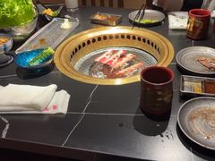 -山川小町·极番烧肉(新地假日广场店)
