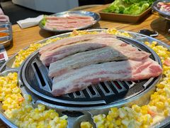 -青瓦炭韩潮烤肉(花园道店)