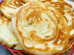 摩登粑粑-蔼若春.传承云南菜(金碧公园店)