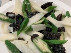-峨嵋小镇·川菜(勒泰中心店)