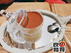 -秘密旅行Bonjour(黑金冠 江南西店)