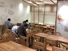 大堂-小满手工粉(上海品尊国际店)