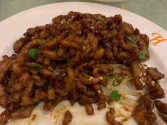 京酱肉丝-闫水饺大酒楼·北京老闫靓马饺子馆