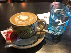 -初见咖啡(青大路店)