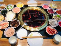 -周小明火锅(黑金冠社区店)