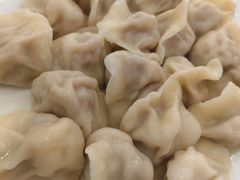 -大肚水饺锅贴·家常融合菜(新港店)