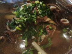 -谢老五跷脚牛肉·非遗传承店