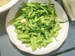 -三姐妹·海鲜大排档