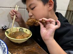 -叶新小吃店(来凤小区总店)