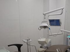 -武汉仁爱口腔(光谷店)