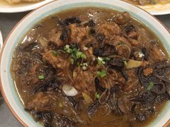 东北小鸡炖蘑菇-东北农家小院(定西路店)