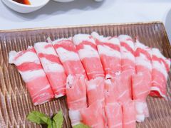 -红鼎豆捞·非遗鲍皇汤火锅(宝丰路店)