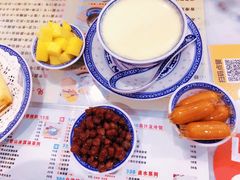-广信牛奶甜品世家(台东店)