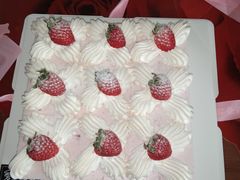 -爱上花开·蛋糕·安佳动物奶油轻奢私人定制(凯德店)
