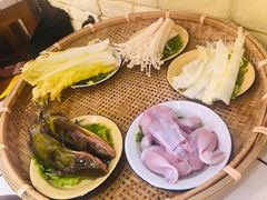 黄辣丁-龙奎老牛市井火锅