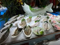 -腾阁自助餐厅(朝林广场店)