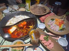 -鸿姐老火锅(静安店)