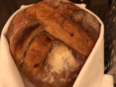 餐前面包-上海和平饭店华懋阁 Cathay Room