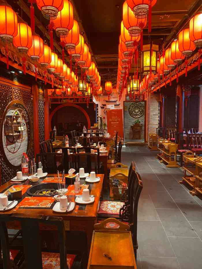 采菊南山·重庆火锅(三亚湾店)-"结庐在人境,而无车马喧.问君何能尔?