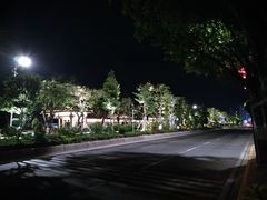-人民广场