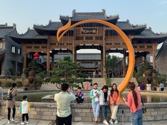 -雪山彩虹谷景区